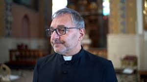 Prace renowacyjne w Parafii Osjaków: odnowa z pasją i zaangażowaniem