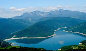 Oferim locuri de muncă cu cazare la brasov. Un Traseu Cu Numeroase AtracÈ›ii Turistice Piatra NeamÈ› Tirgu NeamÈ› DurÄƒu