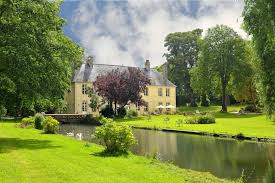 Chateau De Bellefontaine Hotel 4 Etoiles A Bayeux En Normandie Paris Travel Hotel House Styles