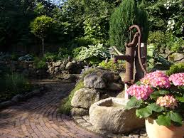 Alle pumpen besitzen ein anschlusskabel mit schutzkontaktstecker (kurz: 18 Gartenpumpe Ideen Garten Brunnen Garten Wasser Im Garten