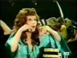 Алла пугачёва арлекино (радио маяк топ 2020). Alla Pugacheva Arlekino Harlekin Mpg Youtube