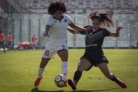 Noticias, directos, vídeos, resúmenes, entrevistas, resultados y toda la información del club chileno. Socios Y Socias Del Club Ingresaran Gratis A Partido De Colo Colo Femenino Frente A Santiago Wanderers