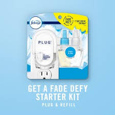 Febreze plug air freshener refills are compatible with both the classic and newly redesigned febreze plug warmers. Febreze Plug Scented Oil Refill 0 87 Oz Cvs Pharmacy