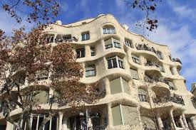 It was built for the couple roser segimon and pere milà. How To Buy Tickets To La Pedrera Or Casa Mila Shbarcelona