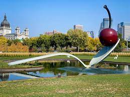 A lovely, expansive sculpture garden that's full of life and color. Our Complete Guide To The Minneapolis Sculpture Garden Discover The Cities