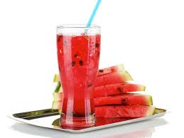 Memang tidak dinafikan bahawa resepi atau rasa sedap air tembikai susu yang dihasilkan adalah bergantung kepada buah tembikai itu sendiri. Kalori Jus Tembikai Minuman