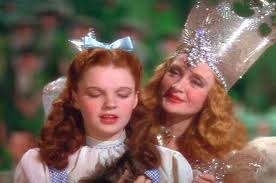 How To Make A Glinda Crown From The Wizard Of Oz Ehow Uk Dorothy Wizard Of Oz Wizard Of Oz 1939 Wizard Of Oz