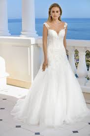Brautkleider online shop, schneller versand. Die Ganze Kollektion Brautkleider Von Laydbird Brautmoden Entdecken Sie Ihr Traum Hochzeitskleid In Der Umfangreic Hochzeit Kleidung Kleider Hochzeit Brautmode