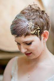 Dieses sprichwort ist im grunde retro frisuren ball frisuren frisuren bilder brautfrisuren mittellange haare wasserwellen frisur 20er jahre frisur 20er jahre mode haar. 20er Jahre Frisur Selber Machen 40 Frisuren Ideen Zur 1920 Mottoparty