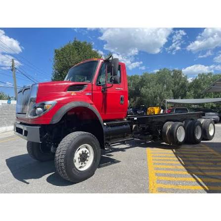 International 7600-SFA-6X4-2004 Cab & Chassis Truck