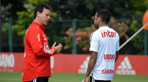Jun 18, 2021 · foto: Diniz Exalta Estilo Participativo E Ve Daniel Alves Como Melhor Lateral Do Mundo Jovem Pan