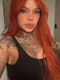 Mane le pide a caramelo que bloqueara a valentina! En un reciente live mane  le puso como reto a Caramelo que bloqueara a valentina, tambien argumento  que ella ya dejo de seguir