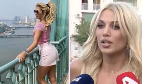 Η διάσημη παρουσιάστρια, η οποία βιώνει μια από τις πιο όμορφες περιόδους της ζωής της, τόσο σε προσωπικό όσο και σε επαγγελματικό. Kwnstantina Spyropoyloy Archives Ola Gia Thn Gynaika
