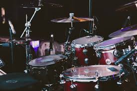 A drum kit usually consists of a kick drum, snare drum and two toms. Top Drum Software For Realistic Sounding Midi Drums Produce Like A Pro