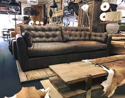 The big chill collection is designed to soothe and comfort you after every long day. Landliches Sofa Chill Von Nix Design Mit Zierknopfen In Viviente Leder Bei Mokana