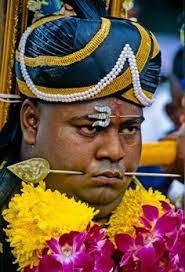 Expatriates should always reciprocate malaysian complements with respect and never show anger or argue with someone in a public place. 34 Traditional Malaysian Culture Ideas Culture Malaysia People Of The World