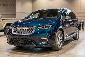 Among many minivans 2021 chrysler pacifica hols up very well the refreshed exterior reveals a more soft edged look that i in 2020 chrysler pacifica. Chrysler Pacifica 2021 Supercars Gallery