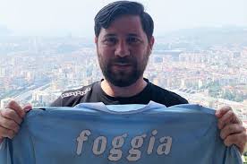 Foggia spielte zuletzt bei us salernitana 1919 (salern). Coronavirus Pasquale Foggia Accetta L Invito Di Fabio Paolo Cannavaro E Di Ciro Ferrara E Dona La Sua Maglia Per Aiutare Le Famiglie Bisognose Tv7 Benevento