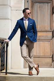 How To Pull Off Linen Trousers At Work He Spoke Style Mens Fashion Smart Blazer Outfits Men Mens Fashion Casual