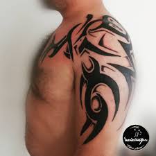 Avrupanın en iyi dövmecisine kolumu kaplattım !! Aziz Tattoo Tribal Kol Kaplama Erkek Kol Dovme Modelleri ÙÙŠØ³Ø¨ÙˆÙƒ
