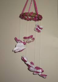 Diy freezer paper & crinoline butterfly mobile. A Diy Butterfly Mobile For Baby S Bedroom