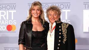 Penny was paired with expert david harper and they scrambled to beat the opposing team but the tv personality. Penny Lancaster Frau Von Rod Stewart Arbeitet Jetzt Als Polizistin Stern De
