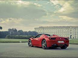 To odpowiednio o 0,4 s i 1,3 s szybciej niż 458 italia. 458 Spider Ferrari 458 Ferrari 458 Italia Spider Ferrari