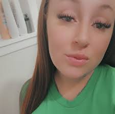 Ford F250 pickup window broken at Texas Roadhouse in Greenville?