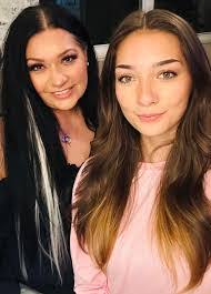 Tammy Whisman's Instagram, Twitter & Facebook