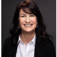 Delores Mcmanus's Instagram, Twitter & Facebook