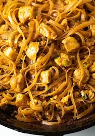 Chicken pad thai is one of my favorite asian chicken recipes along with teriyaki chicken, general tso's chicken, chicken fried rice and moo goo gai pan. Easy Chicken Pad Thai Recipe Video A Spicy Perspective