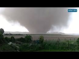 Dörfer verwüstet, tote und verletzte 00:30 min. Tornado Bei Viersen In Voller Lange 16 05 2018 Youtube