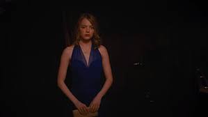 It opens in theaters dec. La La Land Trailer Emma Stone Sings Of Los Angeles And Falling For Ryan Gosling The Hollywood Reporter