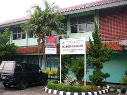 Sekolah ini beralamat di jalan gandaria i, pekayon, pasar rebo jakarta timur. Sekolah Sma Negeri Jakarta Barat Perokok R