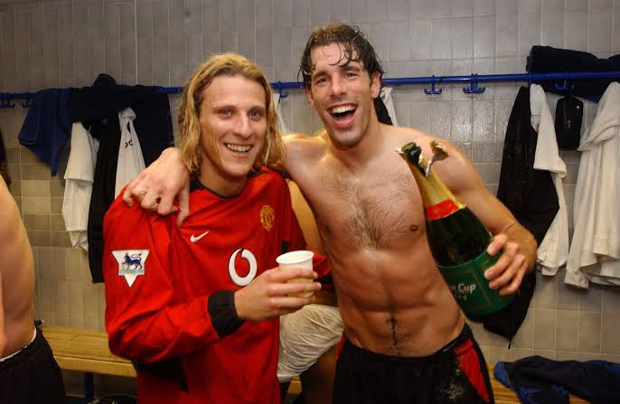 Diego Forlan: The ex-Man Utd and Uruguay footballer playing professional  tennis at 45 - The Athletic