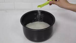 Cooking rice in the microwave doesn't take any less time, but it's convenient for other reasons: How To Cook Rice In A Rice Cooker With Pictures Wikihow