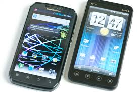 HTC EVO 3D vs. Motorola Photon 4G ...