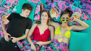 Последние твиты от elite dangerous (@elitedangerous). Elite Short Stories Guzman Caye Rebe Netflix Official Site