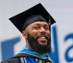 Chandra Chamberlain's Instagram, Twitter & Facebook