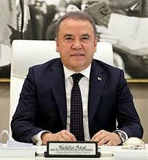 Başta başkanımız tunç soyer olmak üzere tüm i̇zmirlilere başsağlığı ve geçmiş olsun dileklerimi iletiyorum. Son Dakika Antalya Buyuksehir Belediye Baskani Muhittin Bocek Hastaneye Kaldirildi Muhittin Bocek Kimdir Son Dakika Haberler