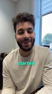 Sandra Earl's Instagram, Twitter & Facebook