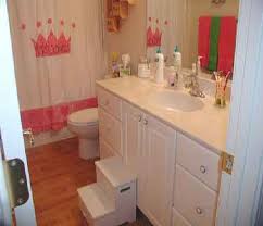 Small bathroom ideas, girls bathroom decor: Classic Disney Princess Bathroom Decorating Ideas Modern Girl Bathroom Decor Girls Bathroom Organization Girls Bathroom
