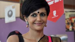 मन्दिरा बेदी, born 15 april 1972) is an indian actress, model and television presenter who gained celebrity status playing the title role in the 1994 television serial. Mandira Bedi Debuts As Author With Memoir Happy For No Reason Book To Hit Stands In 2020 Entertainment News Firstpost