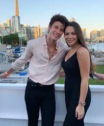 Cici mendes is devastated when she heard that her brother, shawn, is going on tour with a bunch of other famous internet people for a few months get notified when shawn mendes' sister is updated. Shawnmendes With His Sister Universal Music Canada Facebook