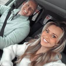 Whose dog is this at End of Vineyard?