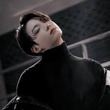 Jungkook tiene un serio trastorno que le imposibilita identificar tales sentimientos. Pin On B T S ËŠ