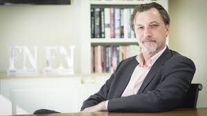 Hargreaves lansdown shares (hl) currently trade at £1833, which is a 66.94% increase over the past 30 days. Nick Train Blames Hedge Fund Shenanigans For Hl And Pearson Share Price Volatility Portfolio Adviser