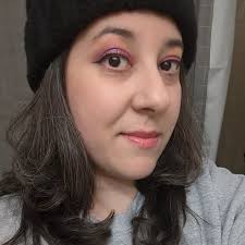 Benson Boone shares new gym selfie.