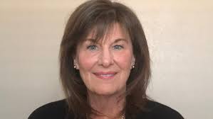 Diane Dockery's Instagram, Twitter & Facebook