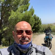 Pic of the day. Costa Almeria the (un)real Spain. A dead cow washed up